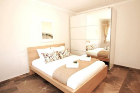 Gabriel Apartments Stylish Suite - Downtown